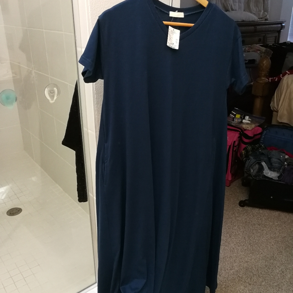 Maxi dress with pockets